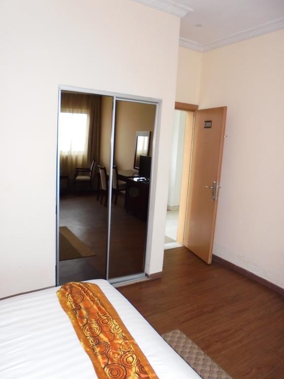Haikan Hotel Adís Abeba Habitación foto